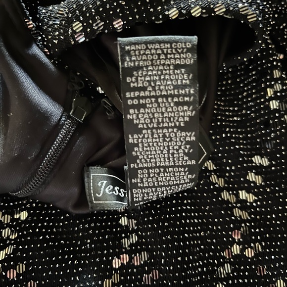 NWT Jessica Howard Cold Shoulder Sheath Dress. Size 8 - Picture 10 of 13